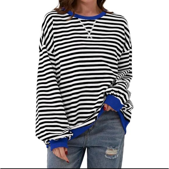 Women's Striped Oversized Sweatshirt NWOT - Picture 1 of 2